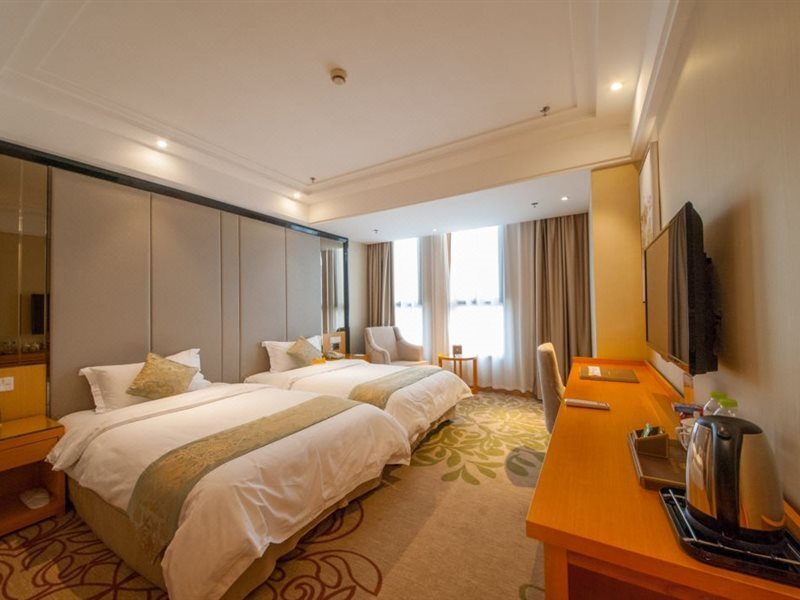 Яньчэн: Dongtai Ganghui International Hotel (High-speed Railway Station)