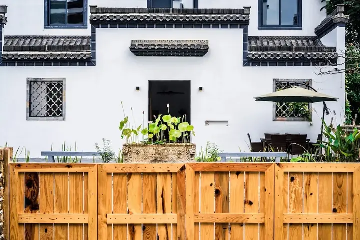Хуаншань: Zhulinbian Jinxinan'an Inn