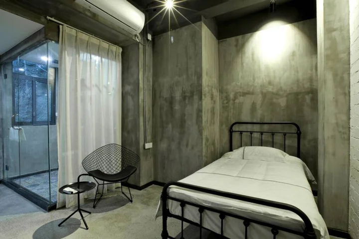Хуаншань: Zero Five One Seven Inn