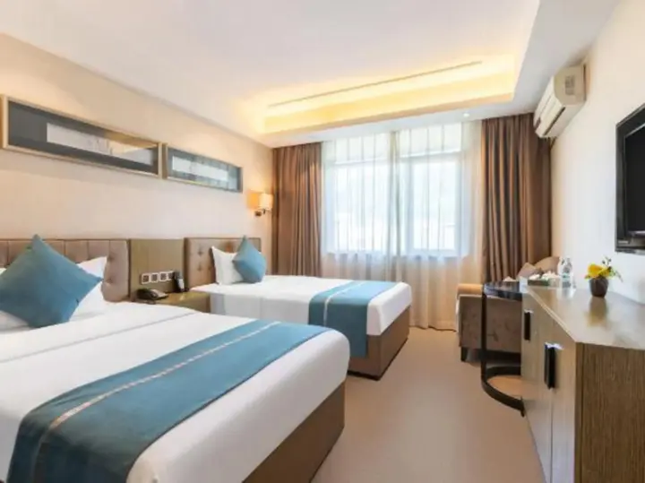 Шиянь: Shiyan Jiahua Holiday Hotel (Wuyan Shopping Mall People's Hospital Branch)