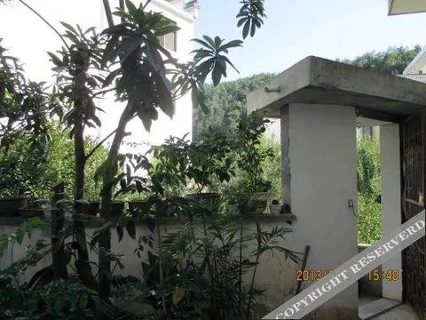 Хуаншань: Shendu Lvyuan Farmhouse