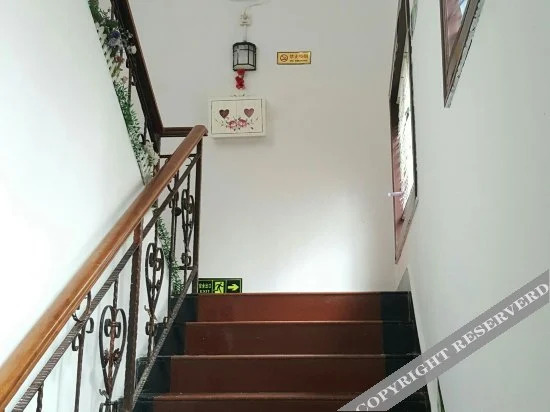 Чжэнчжоу: Dengfeng Wujiawu Hotel