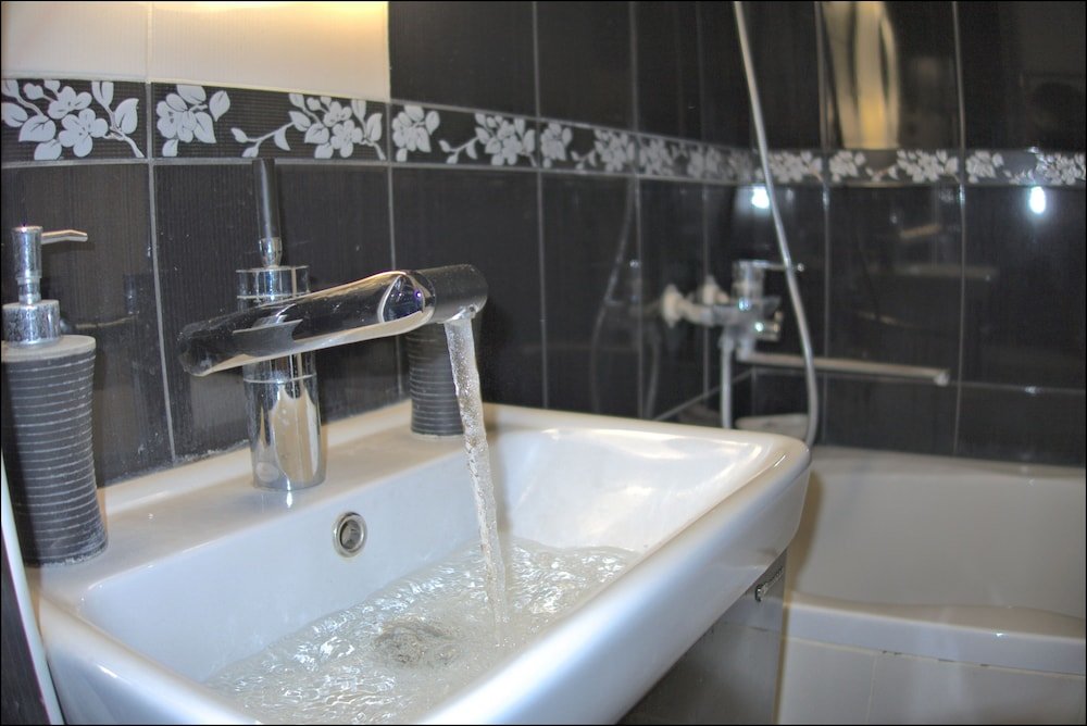Москва: LUXKV Apartment on Sevastopolskiy 7