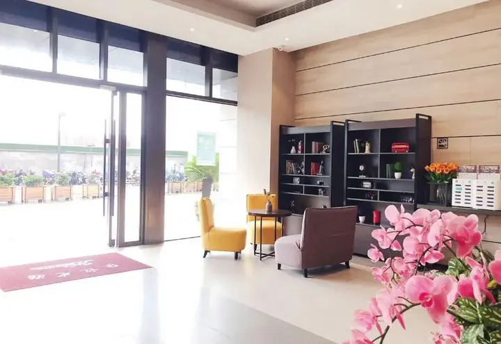 Ханчжоу: Hangzhou Qingchao Boutique Hotel (Hangfa Factory Metro Station Yinlong Department Store)