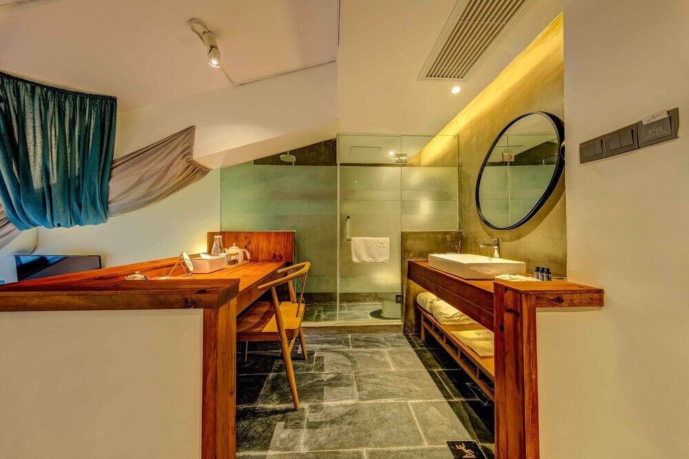 Хуаншань: Huangshan BUSHE HOTEL