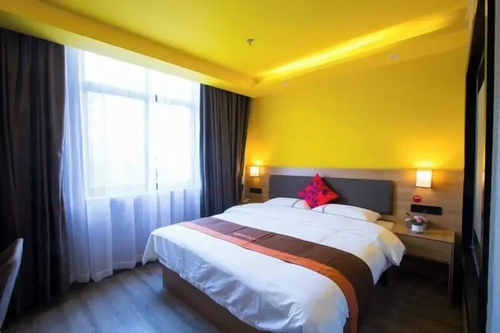 Шаоксинг: Junyi Hotel (Shaoxing Shangyu Pedestrian Street)