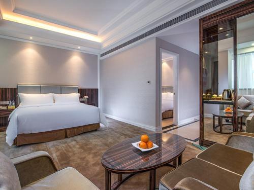 Цзеян: Vienna International Hotel Guangdong Puning Sqaure