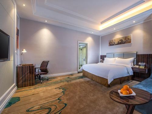 Цзеян: Vienna International Hotel Guangdong Puning Sqaure