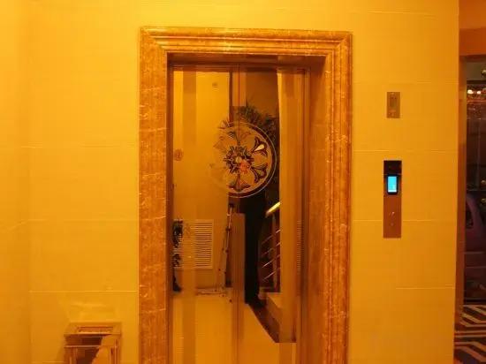 Яньцзи: Ruisi city hotel