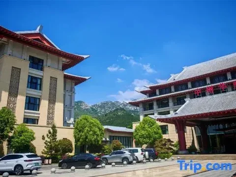 Чжэнчжоу: Zhongzhou Leading Hotel