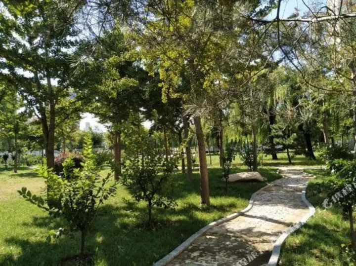 Таншань: Zunhua International Hotel
