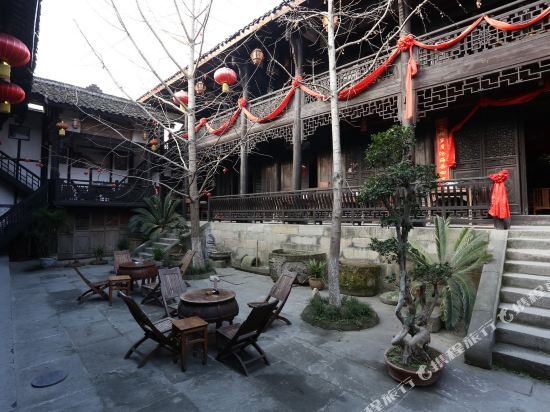 Наньчун: Huaxia Water Wharf Inn