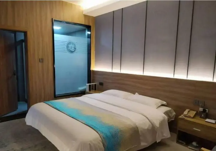 Лунъянь: Yuefeng Boutique Hotel (Longyandong Station)