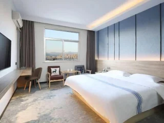 Лунъянь: Yuefeng Boutique Hotel (Longyandong Station)