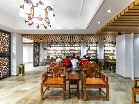 Цзинхун: Tianzhu Gaozhuang Inn (Star Night Market)
