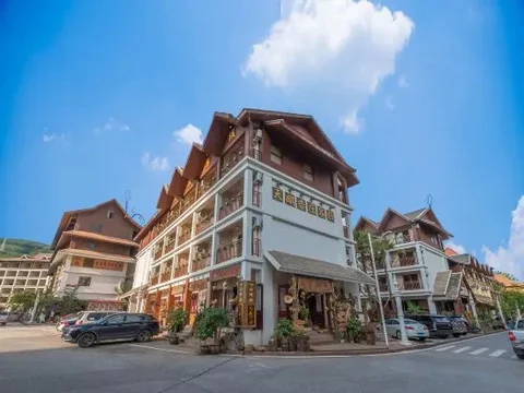 Цзинхун: Tianzhu Gaozhuang Inn (Star Night Market)