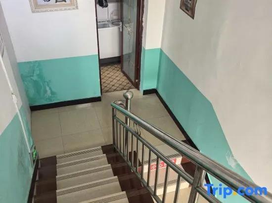 Синъи: Xingyi Wanfeng Forest Traveler Home
