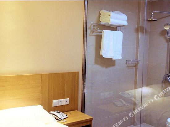 Xuancheng: Happy Road Inn
