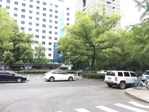 Ханчжоу: NANYUAN INN Hotel (Hangzhou Huan Cheng North Road Baoshanqiao Subway Station)