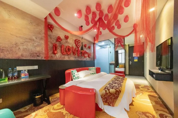Чжэнчжоу: Roland Fashion Hotel (Tonghuai Subway Station T10 Tanshili Shopping Center Store)
