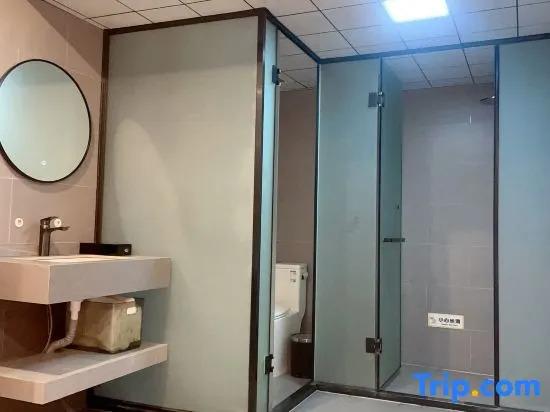 Ваньнин: Xiayizhan Fashion Hotel