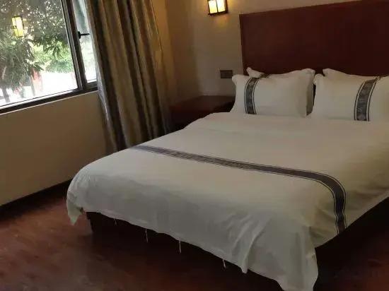 Наньнин: Nanning Pinshu Hotel (Jiangnan Wanda Plaza Tingzi Wharf Branch)