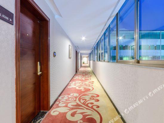 Юнчжоу: Yongzhou Shengjing Xiangshuiwan Hotel