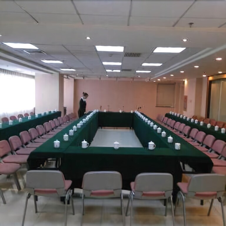 Урумчи: Urumqi Hami Building (MM Meimei Shopping Center)