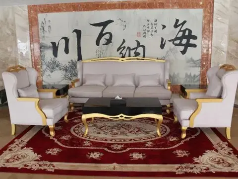 Линьи: Huayuan Business Hotel