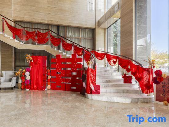 Хейан: Yufeng International Hotel