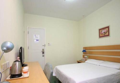 Наньнин: Home Inn Nanning Jiangnan Yongjiang Bridge