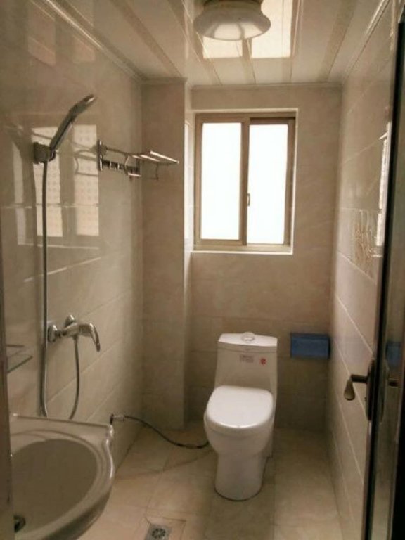 Шанграо: Wuyuan Jiangling Huayun Hotel