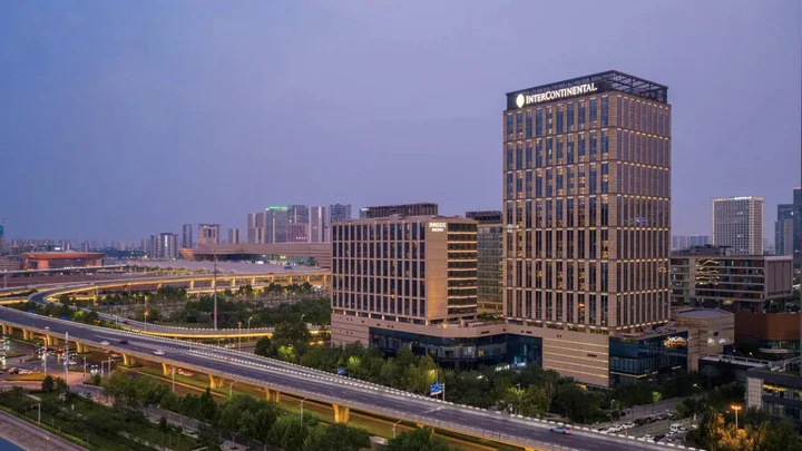 Чжэнчжоу: Hanting Hotel Zhengzhou Railway Station
