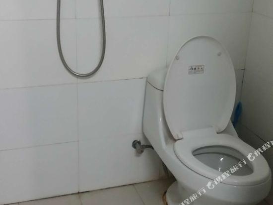 Хулудао: Hongyuan Hostel