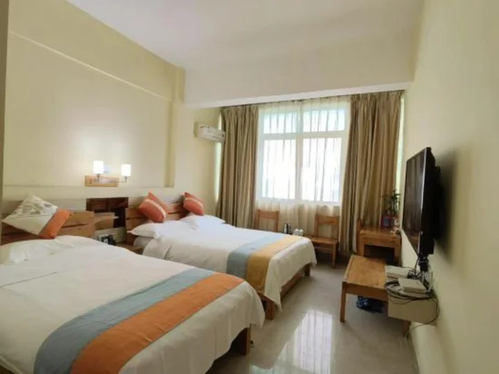Джиангме: Boyi Hotel