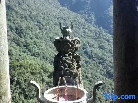 Шиянь: Yuannong Houdao Inn