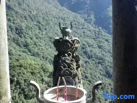 Шиянь: Yuannong Houdao Inn