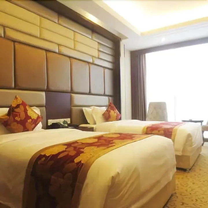 Шанграо: Wuyuan Xingjiang Bay Holiday Hotel