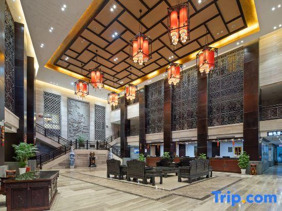 Шанграо: Wuyuan Xingjiang Bay Holiday Hotel