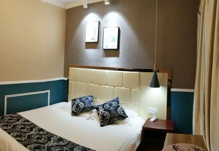 Ханчжоу: Jiushun Business Hotel (Hangzhou Jiubao Bus Terminal)