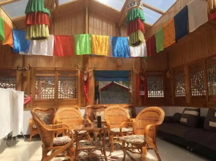 Цзючжайгоу: Jiuzhaigou Old Story Hotel