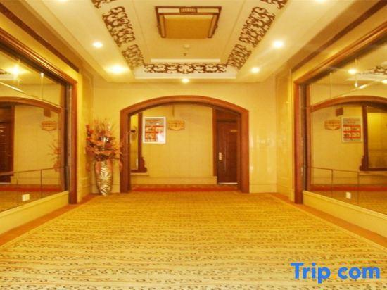 Чжэнчжоу: Zhengzhou Huanghegu Hot Spring Hotel