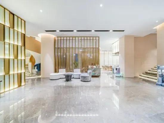 Тайчжоу: Skyscraper Hotel (Huangyan Jiufeng Park)