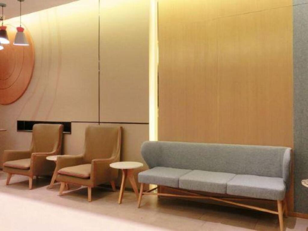 Ляньюньган: Homeinn · neo (Lianyungang Ganyu County Huazhong Road Times Square)