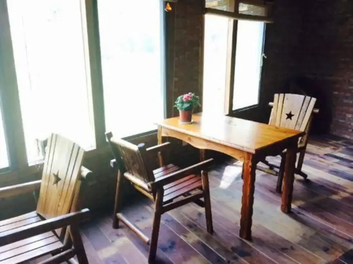 Хучжоу: Mogan Mountain Yinxiang Xiwuli Hotel