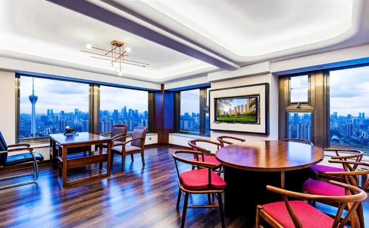 Чэнду: Lujia International Hotel