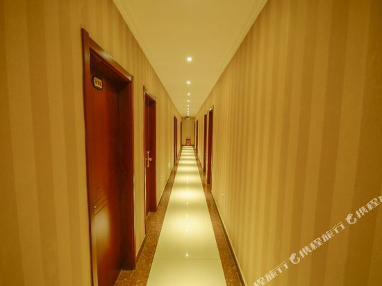 Синин: Xining Chenyu Hotel