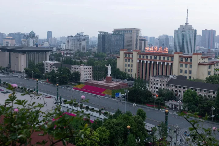 Чэнду: JI Hotel (Chengdu Tianfu Square)