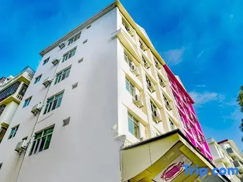 Санья: Yidelong Hotel