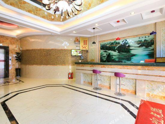 Дунъян: YUNBO Hotel